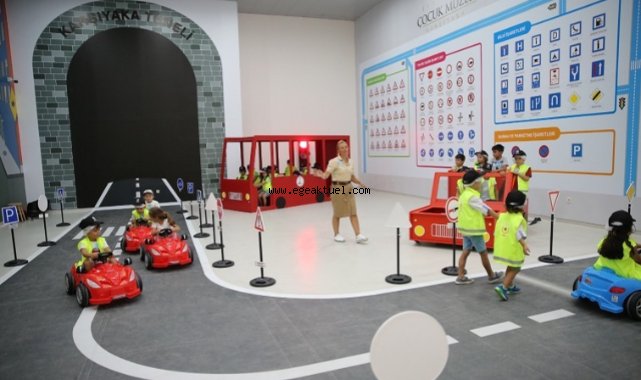 Karşıyaka evrensel çocuk merkezi planetaryumu