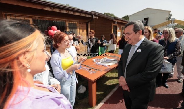Konak’ta Rengarenk Otizm Festivali