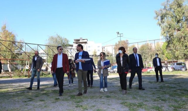 Bayraklı’nın yeni kent meydanında çalışmalar başladı