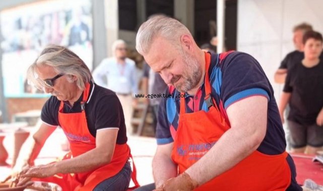 Çömlek tezgâhının başına geçti 