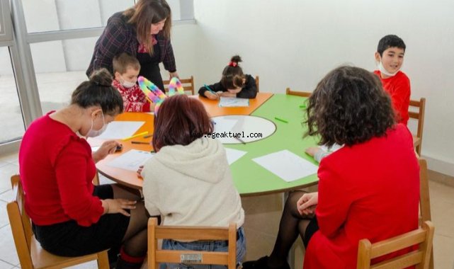 Engelsizizmir Eğitim Merkezi’ne ailelerden tam not