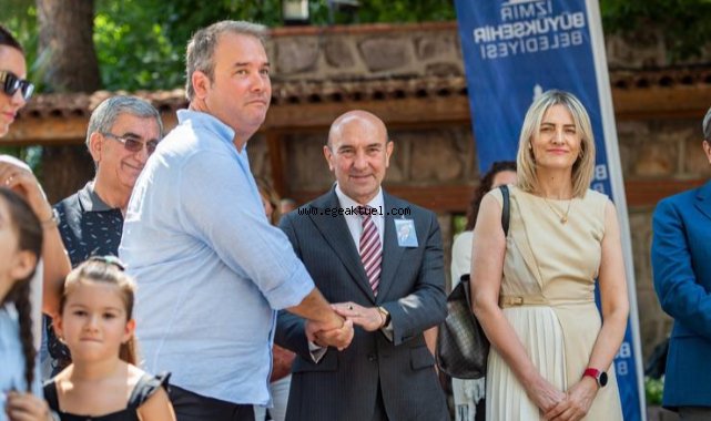 Ahmet Piriştina heykeli APİKAM’da açıldı