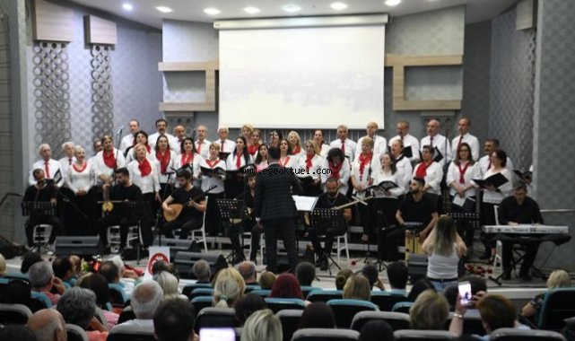 Bornova’da sağlık emekçileri anısına konser