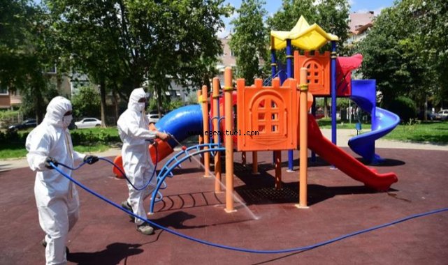 Bornova’nın parkları yaz tatiline hazır