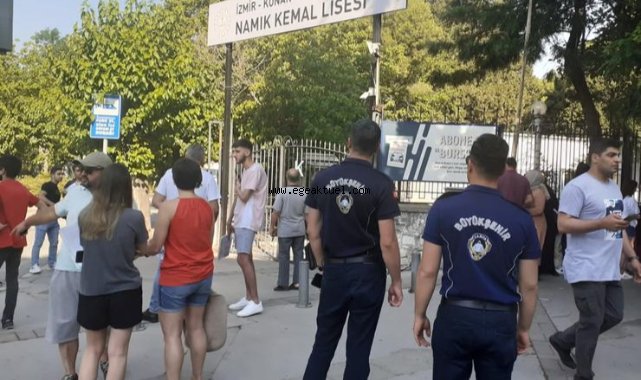 İzmir Büyükşehir Belediyesi'nden öğrencilere YKS desteği
