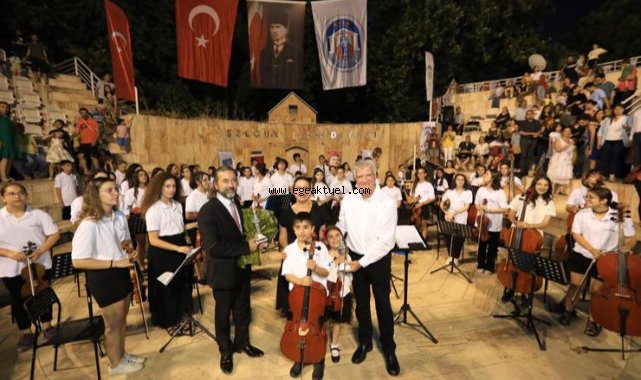 Narlıdere Belediyesi Çocuk Senfoni Orkestrası Efes Selçuk’taydı