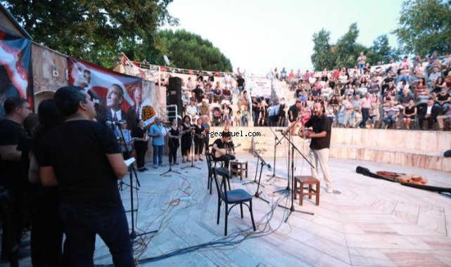 Sivas katliamı Efes Selçuk'ta sessiz yürüyüş ile anıldı