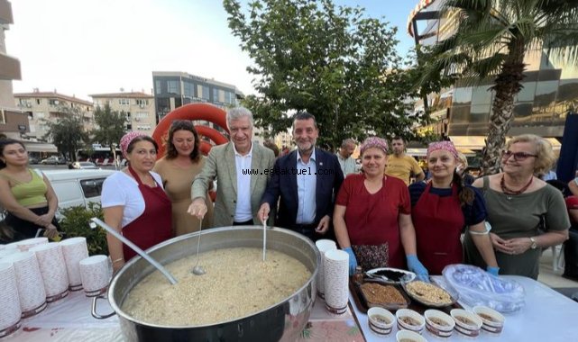 Aşure kazanları Narlıdere’de kaynadı