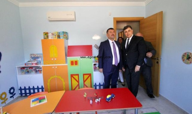 Karşıyaka'da Zühal & Yücel İzmirli Anaokulu açıldı
