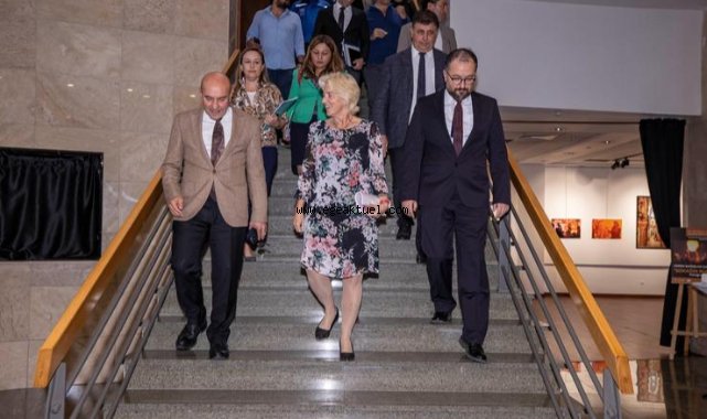 Başkan Soyer 2022 İnsani Gelişim Raporu’nun tanıtımına katıldı