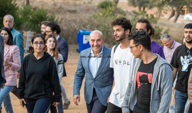 Başkan Soyer “Gençler Suyu Konuşuyor” temalı gençlik kampını ziyaret etti