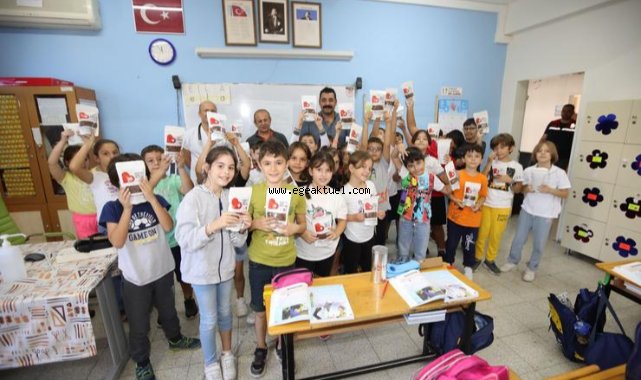 Bayraklı Belediyesinden can dostlara mama desteği