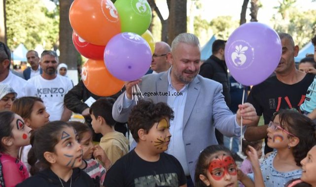Dünya Menemen'de buluştu