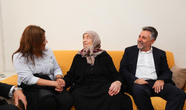 Başkan Sandal: “Bayraklı’yı sokaktan yönetiyoruz”