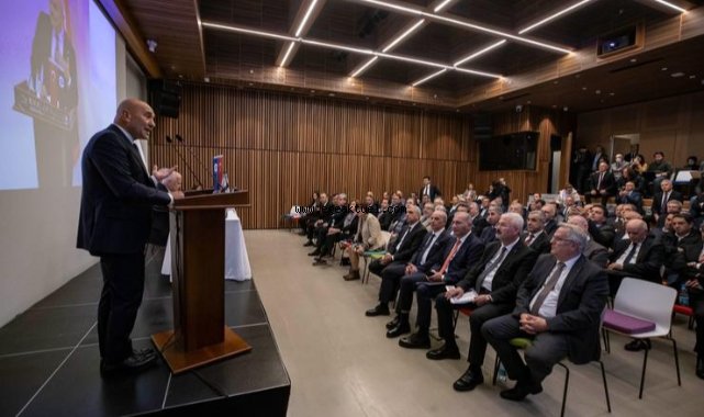 Başkan Soyer EBSO Meclisi'nde İkinci Yüzyılın İktisat Kongresi’ni anlattı