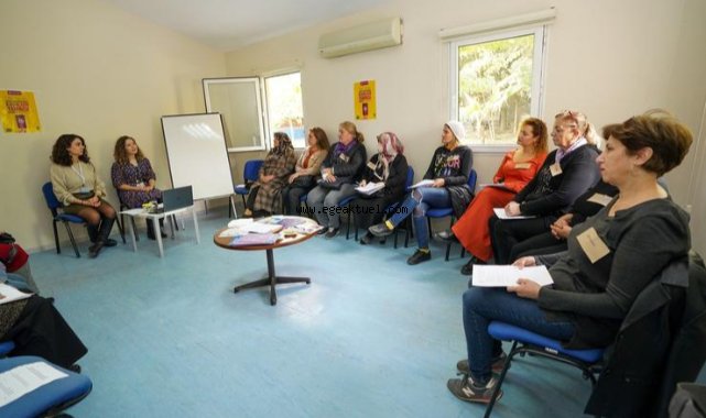 Gaziemir’de 25 Kasım’a özel grup çalışması