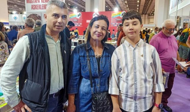 İZKİTAP kitapseverlerin üç yıllık özlemini giderdi