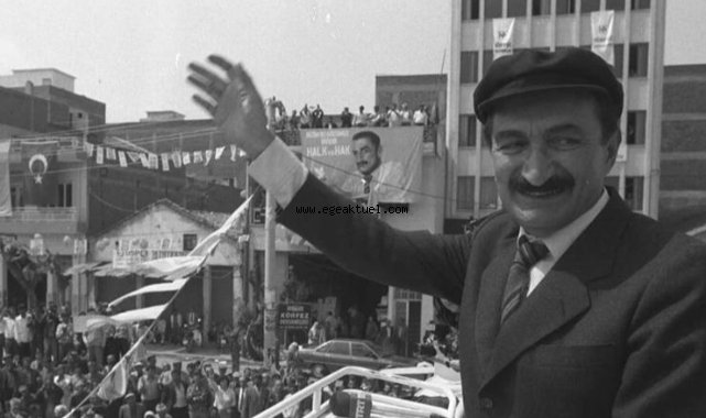 İzmir Büyükşehir Belediyesi’nden Bülent Ecevit Ödülleri