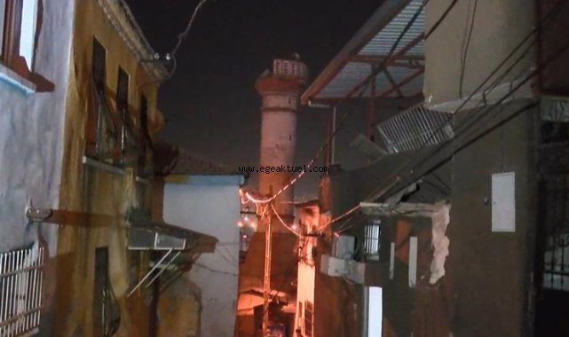 İzmir’de 4.9 büyüklüğünde deprem sonrası 13 artçı sarsıntı