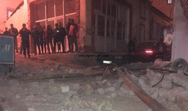İzmir'deki deprem sonrası uzmanlardan kritik uyarılar! Bakan Soylu'dan yapı stoğu vurgusu