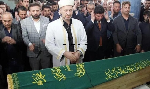 İzmir depreminde balkondan atlayan Efe, toprağa verildi