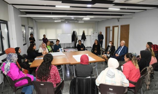 Karabağlar'da “Kadın Çemberi”