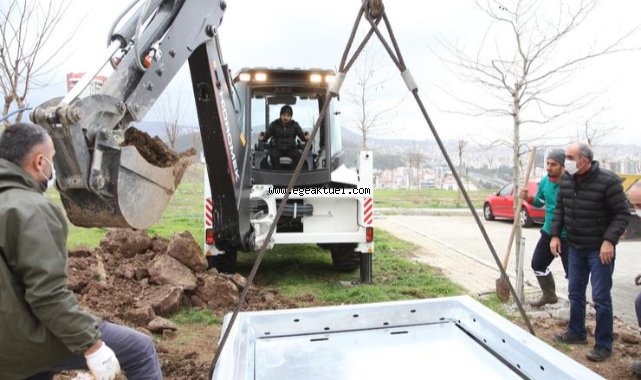 Tugay Karşıyaka’yı yeraltı konteynerleri ile donattı