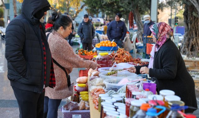 Buca Belediyesi Üretici Kadınlar Pazarı açıldı