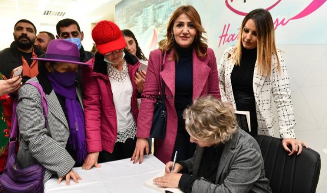 Hacer Foggo’dan Çiğli Belediyesi Projelerine Büyük Övgü