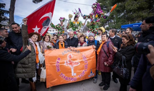 “Baharın da siyasetin de yalancısına inanmayın”