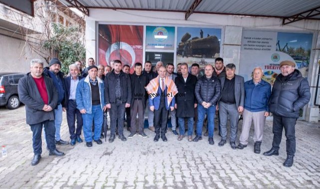 Başkan Soyer Bayındır’da çiftçilerle buluştu