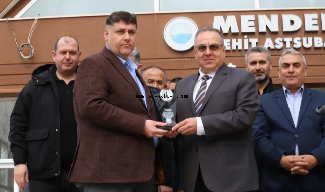 İzmir Büyükşehir Belediyesi’ne çifte ödül