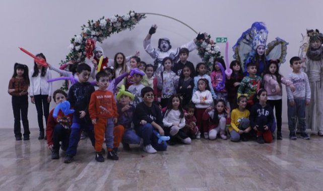 Konaklı çocuklara Karne şenliği