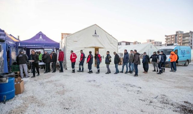 Adıyaman’ın köylerine her gün sıcak yemek ulaştırıyor