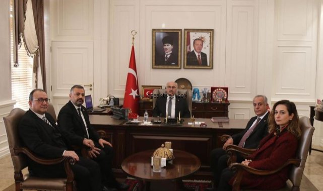 Aslanoğlu “teşekkür ediyor, fikir soruyor, akıl alıyoruz”