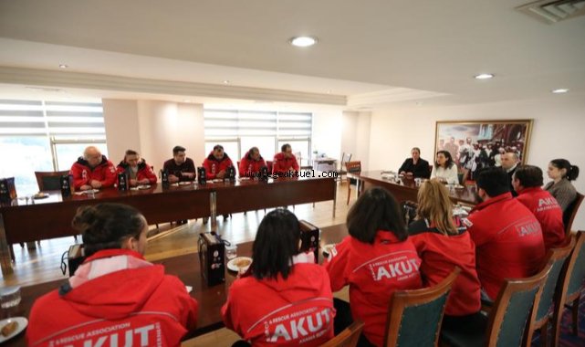 Başkan Ceritoğlu Sengel Akut Selçuk Ekibi ile bir araya geldi