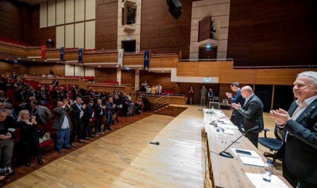 Başkan Soyer sivil toplum kuruluşlarının temsilcileriyle bir araya geldi