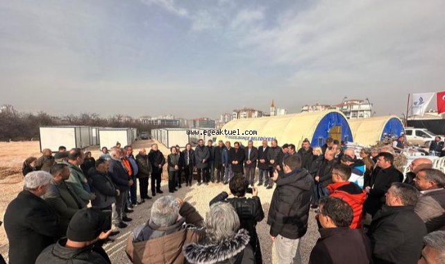 Başkanlardan Güzelbahçe Konteyner Kente Çıkarma