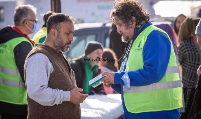 İzmir Büyükşehir Belediyesi Yaşam Alanı depremzedelerin hizmetinde