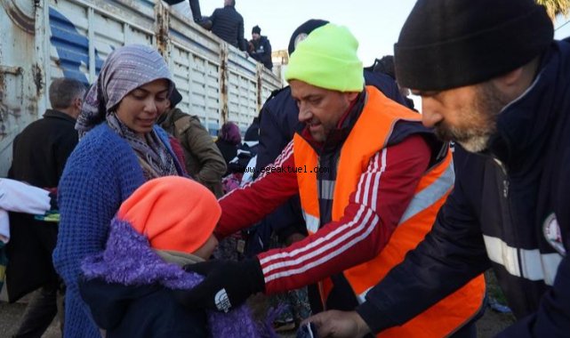 Karşıyaka’dan Islahiye’ye yardım eli 