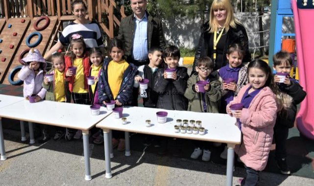 Bornovalı minikler toprağa dokundu