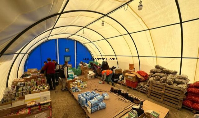 Güzelbahçe  Kentte Sosyal Market Açtı