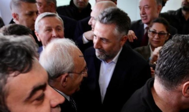 Kılıçdaroğlu'na İzmir'de coşkulu karşılama