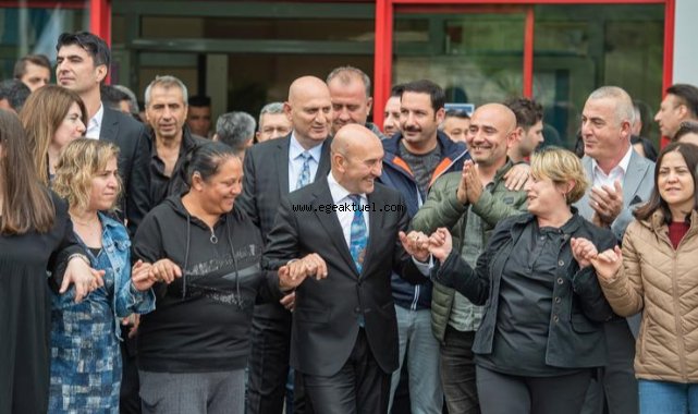 Büyükşehir memurları sözleşmeyi halay çekerek kutladı