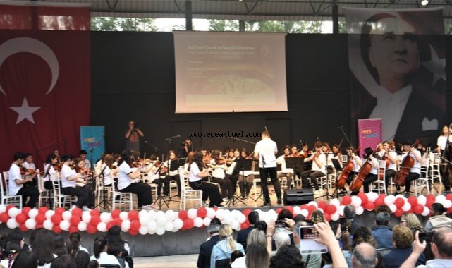 Bornova’nın çocukları 19 Mayıs için çaldı