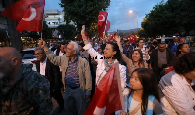 Efes Selçuk’ta 19 Mayıs Coşkusu: Size İhtiyacımız Var Gençler
