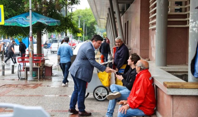 “Herkes pazar günü demokratik hakkını kullanmalı”