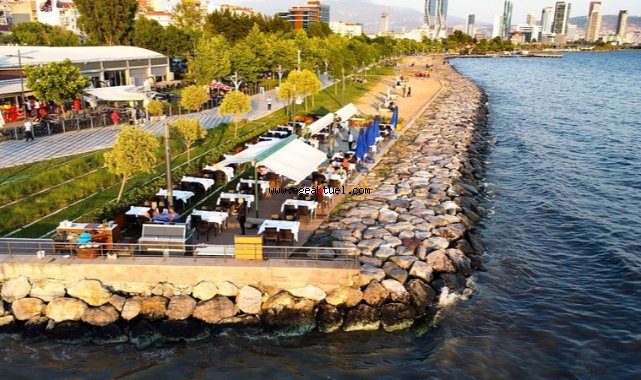 Bayraklı’nın sosyal tesisleri misafirlerini bekliyor