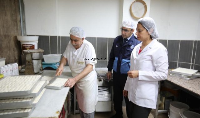 Bayraklı Zabıtası gıda denetiminde