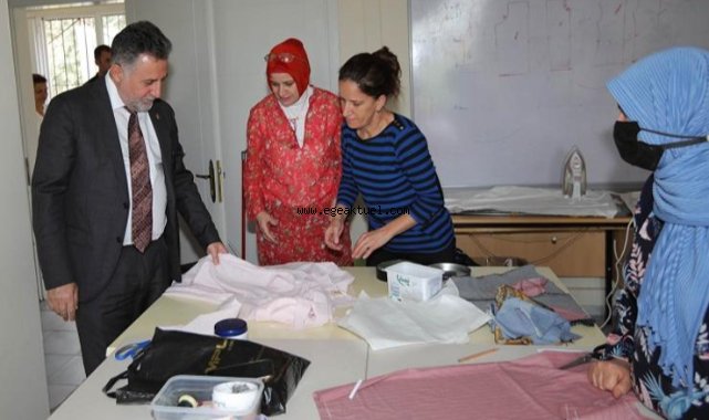 Bayraklılı kadınlardan ‘el emeği sergisi’